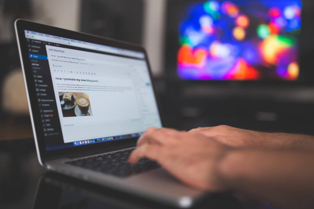 blogger, blogs, what lizzy loves